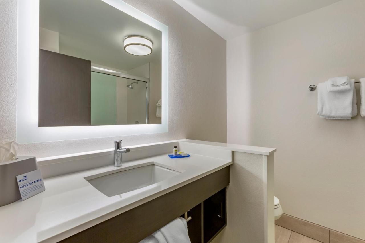 Holiday Inn Express & Suites - Phoenix Dwtn - State Capitol By Ihg Exteriér fotografie