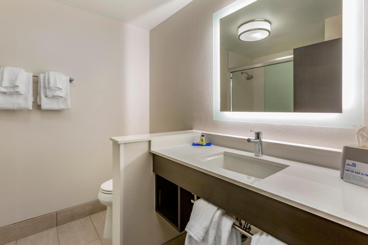 Holiday Inn Express & Suites - Phoenix Dwtn - State Capitol By Ihg Exteriér fotografie