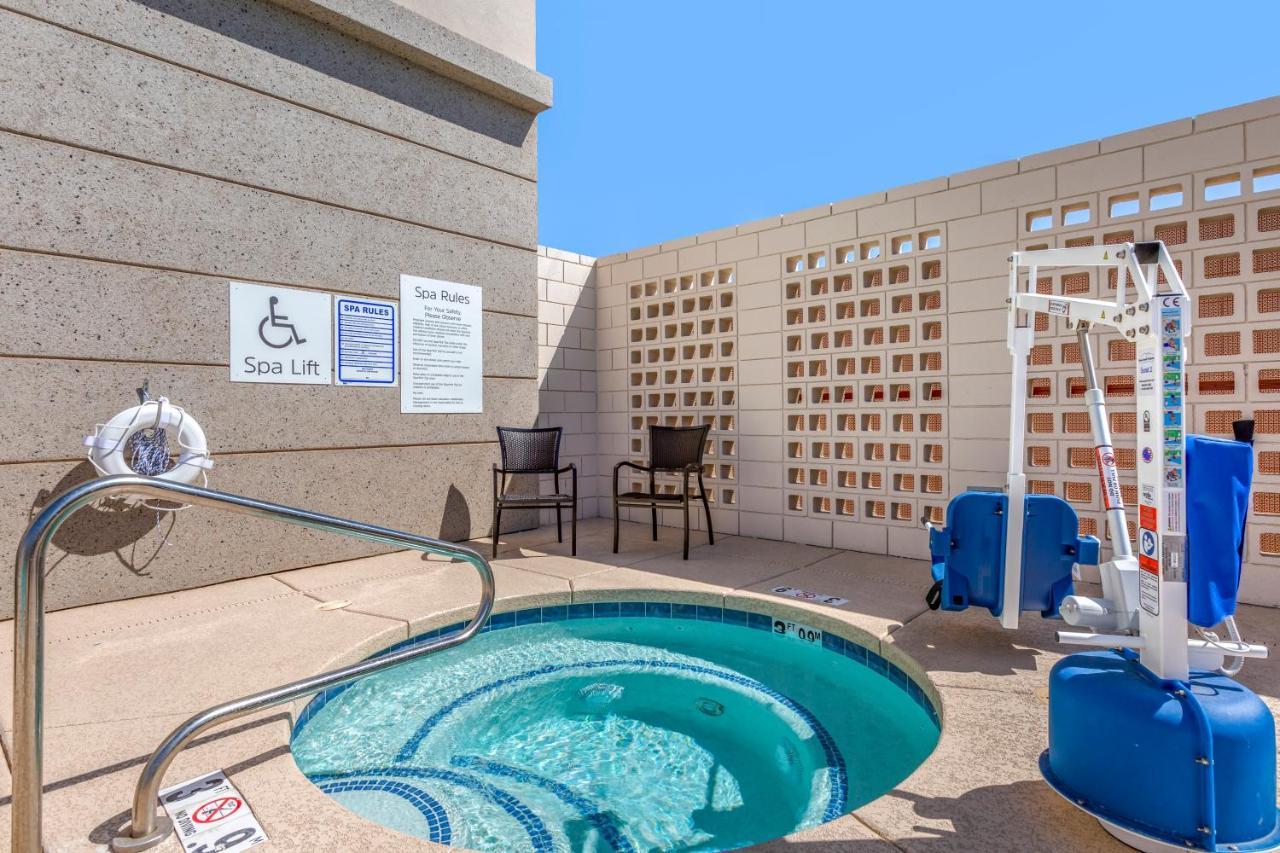 Holiday Inn Express & Suites - Phoenix Dwtn - State Capitol By Ihg Exteriér fotografie