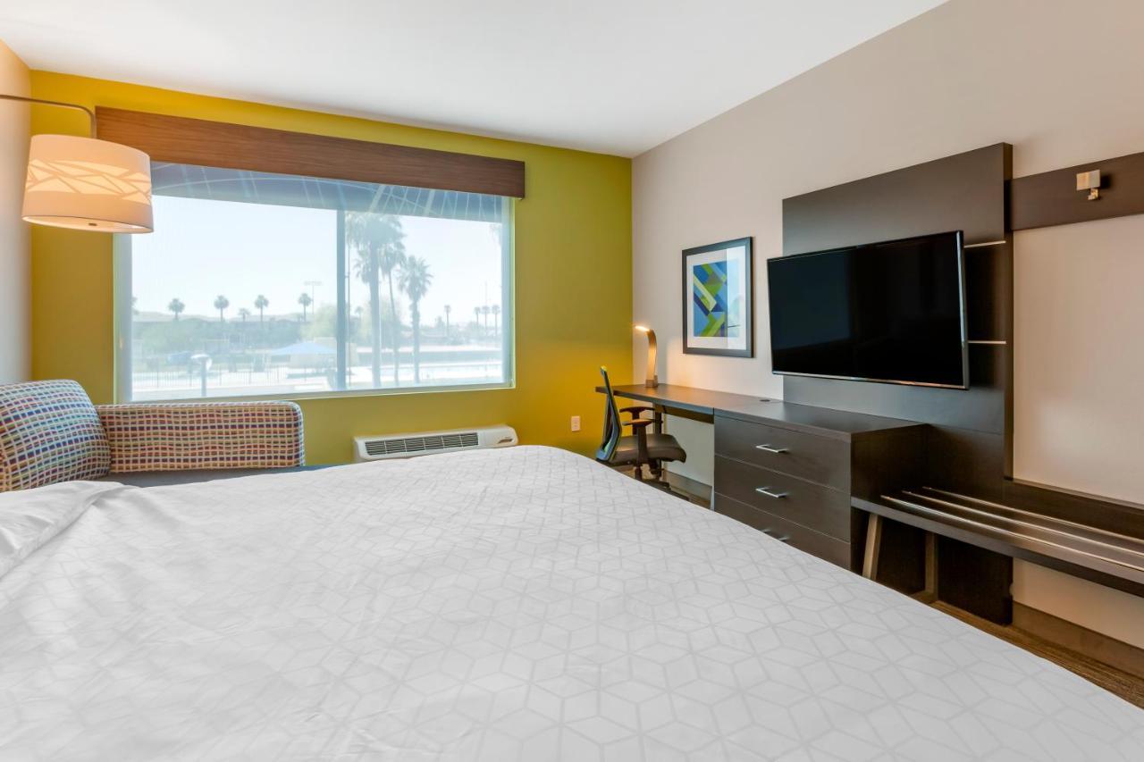 Holiday Inn Express & Suites - Phoenix Dwtn - State Capitol By Ihg Exteriér fotografie